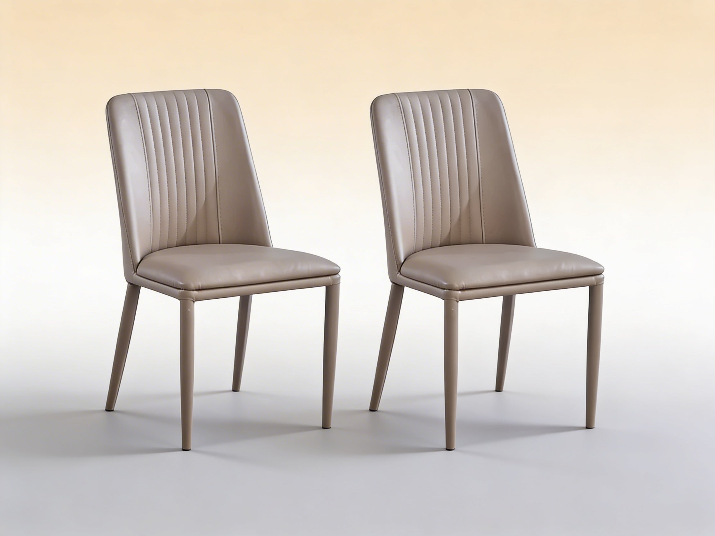Sillas de comedor y taburetes